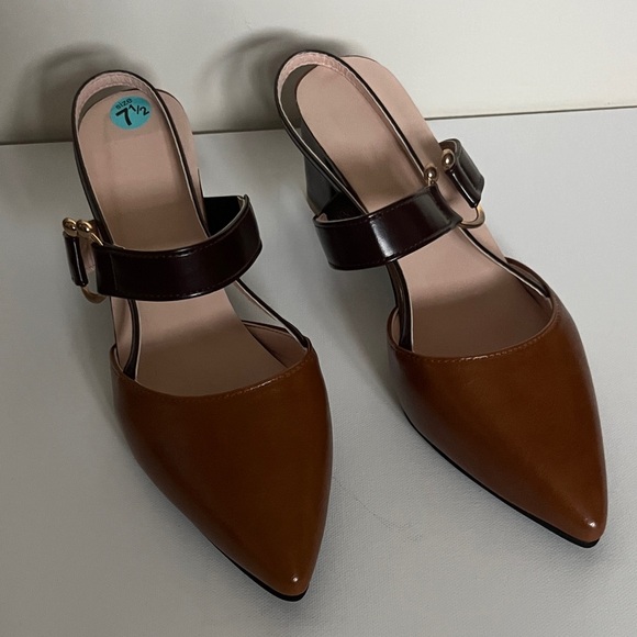 Coach Shoes - Coach Women sandal